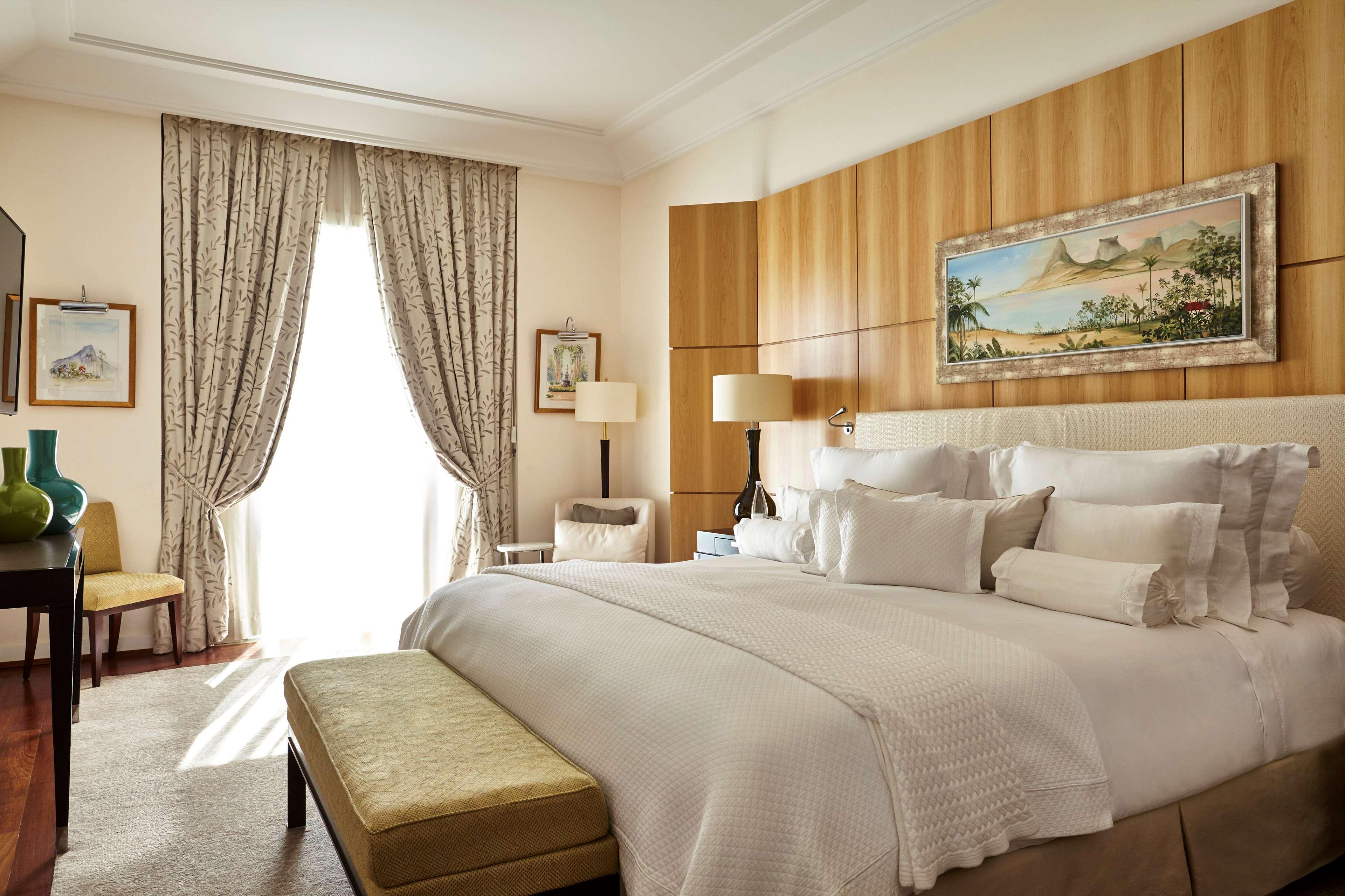 Copacabana Palace, A Belmond Hotel, Ріо-де-Жанейро Екстер'єр фото A bedroom at the Four Seasons Hotel